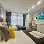 Eskada Hotell