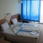 Eskada Hotell 3*