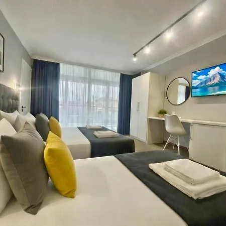 Eskada - Free Parking Hotell