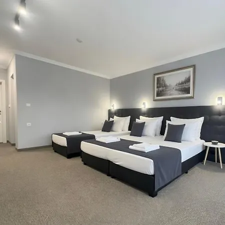 Eskada - Free Parking Hotell Achtopol